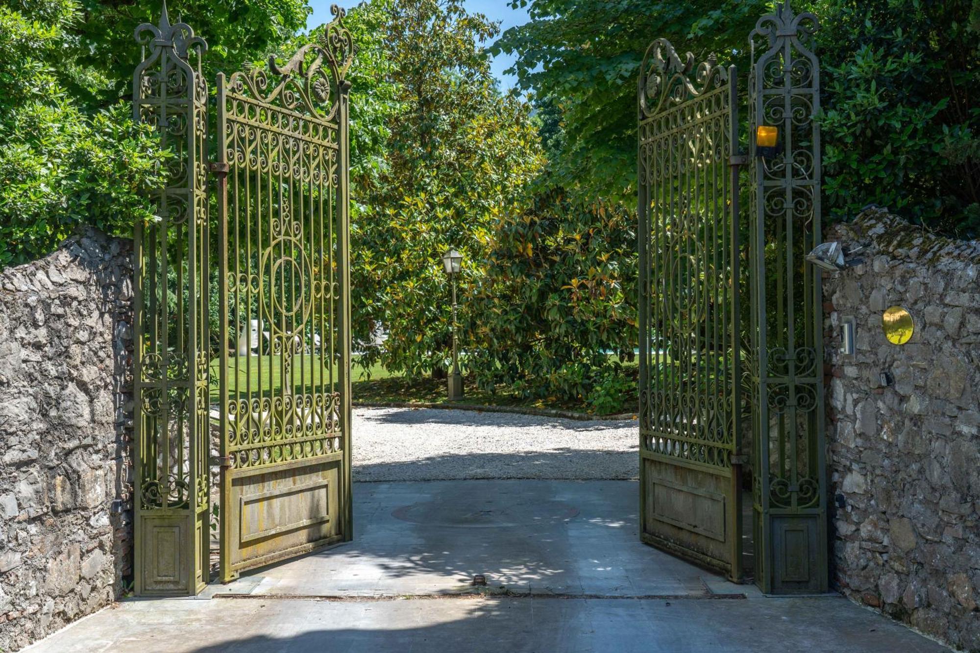 Villa Vittoria - Lusso Con Piscina, Tennis, Jacuzzi E Palestra Lucca Exterior photo